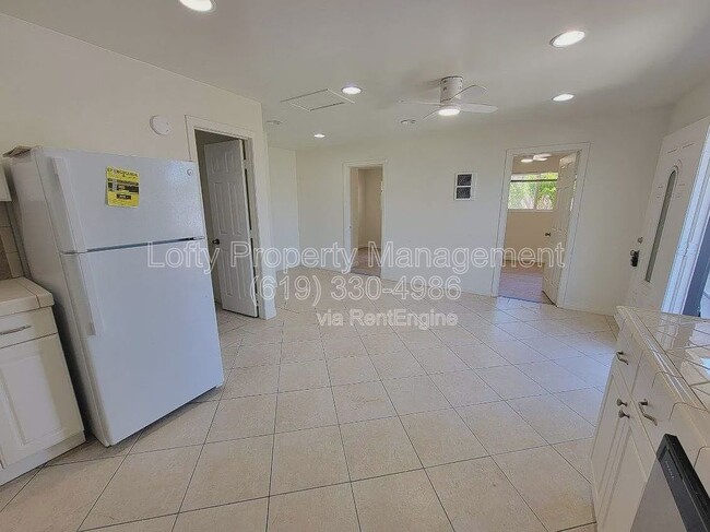 Photo - 210 Goetting Way