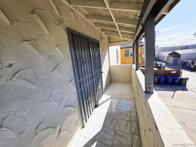 Photo - 4056 Van Dyke Ave Unit 4