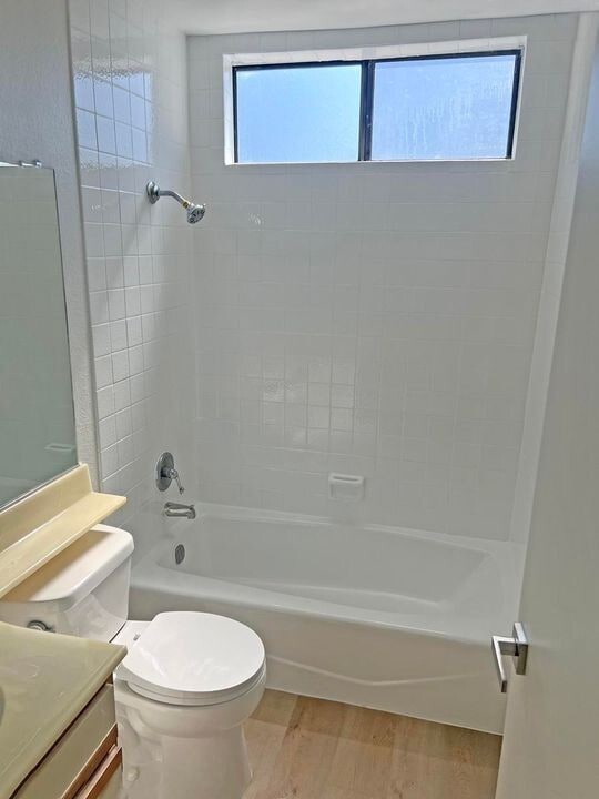 Photo - 1321 N Vista St Unit 106