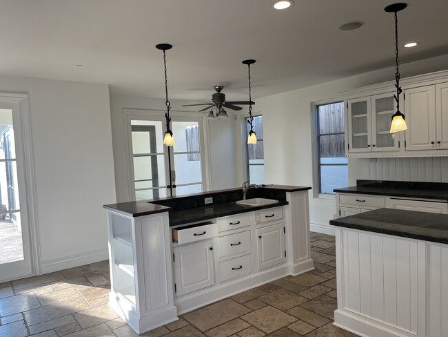 Photo - 26509 Via Sacramento