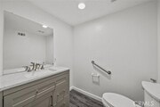 Photo - 520 E Elmwood Ave Townhome