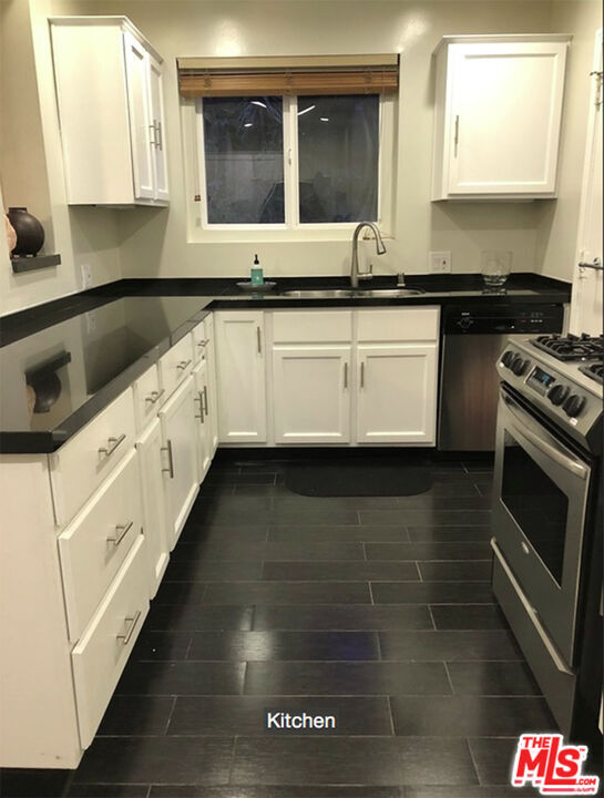 Photo - 1219 Sunset Plaza Dr Dr Unit 2