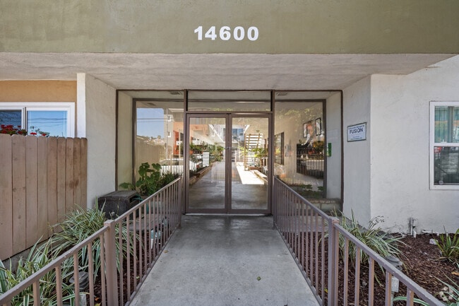 14600 Magnolia Blvd - Entrance - Magnolia Apartments