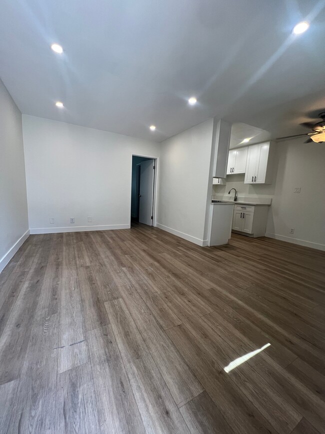 Photo - 10761 Palma Vista Ave Unit 2