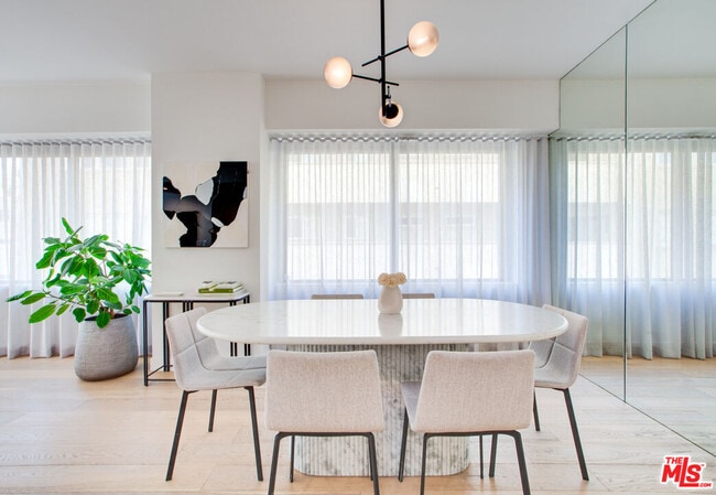 Photo - 10520 Wilshire Blvd Unit 306