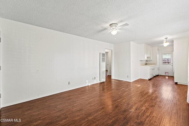 Photo - 3341 Porter Ln