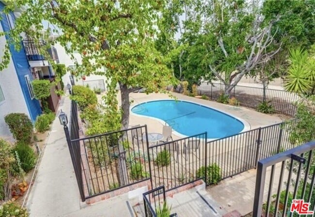 Photo - 5252 Coldwater Canyon Ave Unit 207