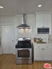 Photo - 2122 Hillhurst Ave