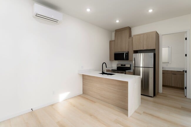 Photo - Private yard, Beautiful View, Newly Built Unit 4607 Almayo Ave. 11