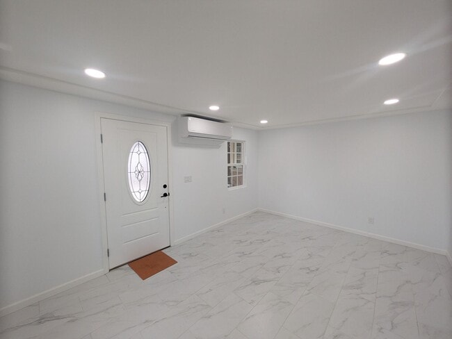 Photo - Charming 2/1 bath ADU- in an Ideal Location close to down town Claremont!