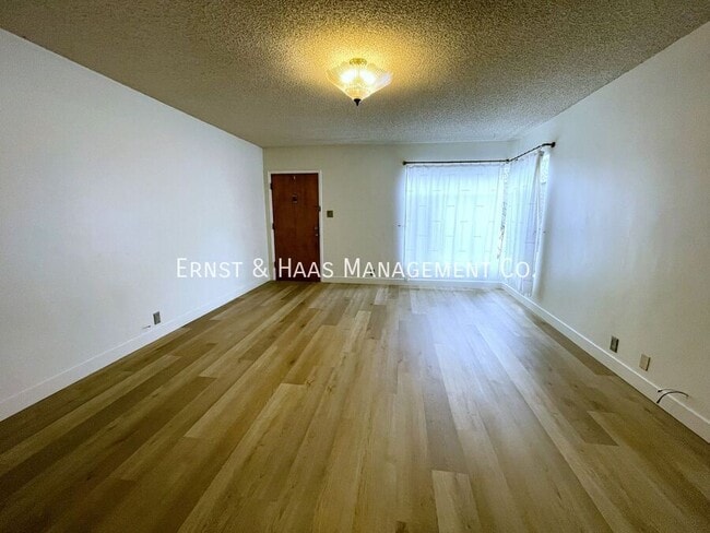 Photo - 640 E Carson St Unit #5