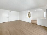 Photo - 960 Larrabee St Condo Unit 115