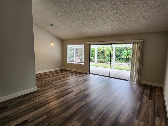 Photo - Beautiful Single Story in Mission Viejo