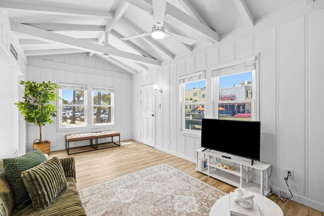 Photo - 3861 Mission Blvd Unit SI ID1533794P