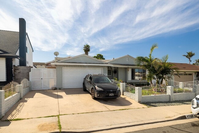 Photo - Cozy, perfectly located 2 bedroom unit in San Diego!