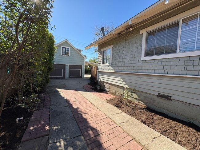 Driveway - 1740 Whitefield Rd