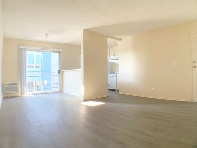 Building Photo - 12602 Venice Blvd. Unit 107 Rental