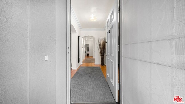 Photo - 434 N Genesee Ave