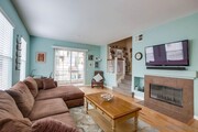 Photo - Beautiful 3 BD, 3.5 BA Detached Townhouse ...