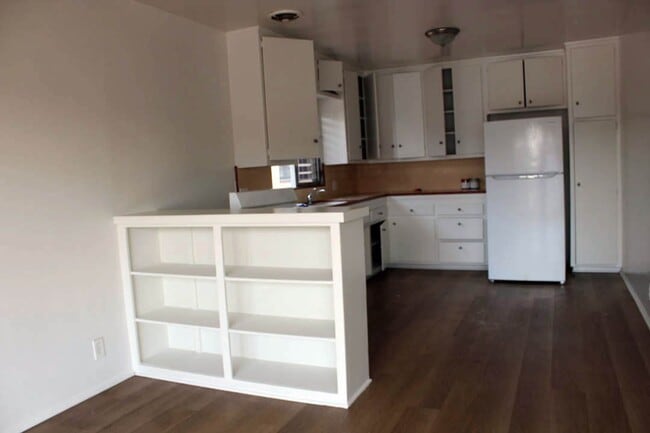 Photo - Available November 15th Unit 6