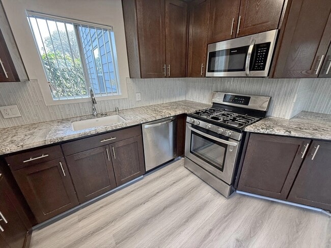 Building Photo - 4530 Whitsett Ave