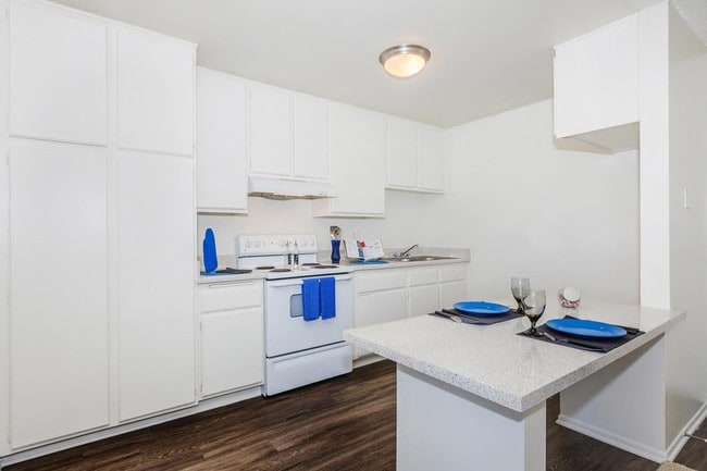 Photo - Pacific View Apartment Homes