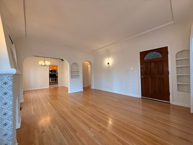 Living + Dining - 1439 S Holt Ave Unit 1439