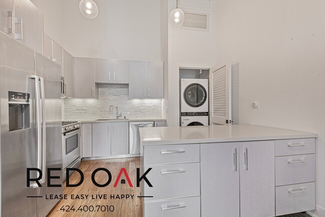 Photo - 1168 S Barrington Ave Unit 510