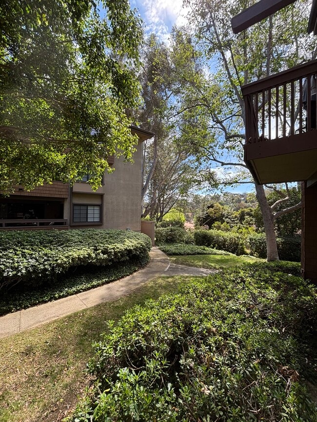 Photo - 8860 Villa La Jolla Dr