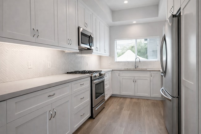 Photo - Grant Avenue A Unit A