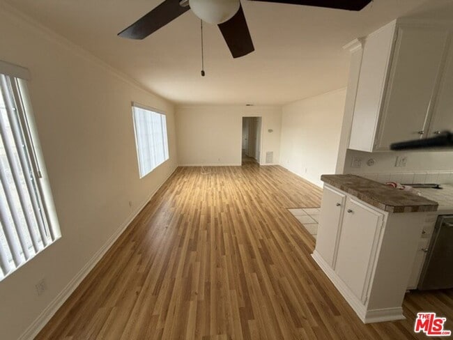 Photo - 18600 Burbank Blvd Unit 205