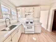 Photo - 1765 Clinton St