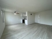 Dinning area - Western Serrano Ave Apartments
