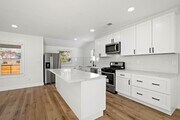Photo - 17434 Saticoy St House