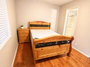 Photo - 210 E Plymouth St