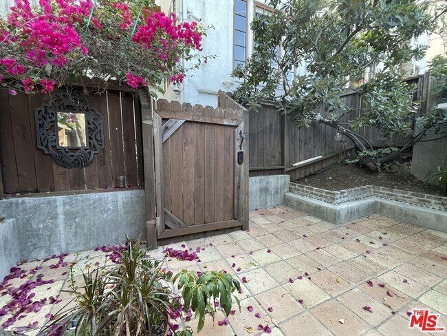 Photo - 6853 1/2 W Alta Loma Terrace