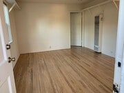 Front Door into Living room - 4017 Lyceum Ave Unit 4017