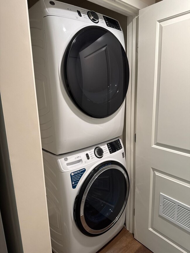 Photo - The Hamilton