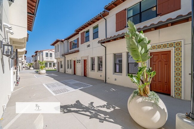 Photo - Whitmore Villas 190 Unit 190 #2