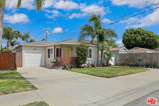 Photo - 14110 Shoup Ave