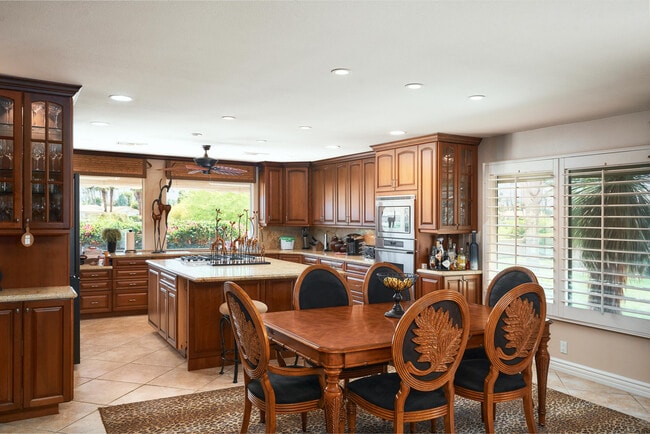 Photo - 99 Conejo Cir