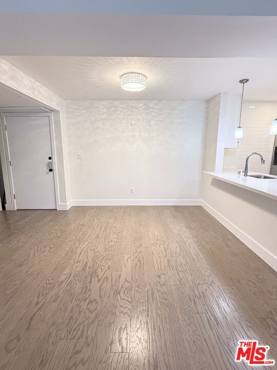 Photo - 5257 Radford Ave Unit 106