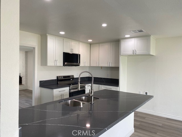 Photo - 24621 Dardania Ave