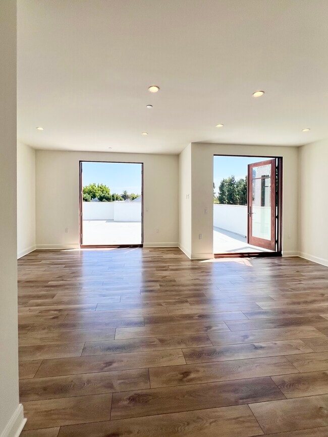 Photo - 859 S Lucerne Blvd Condo Unit PH #2