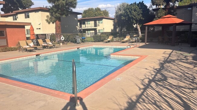 Photo - Los Arboles Apartments