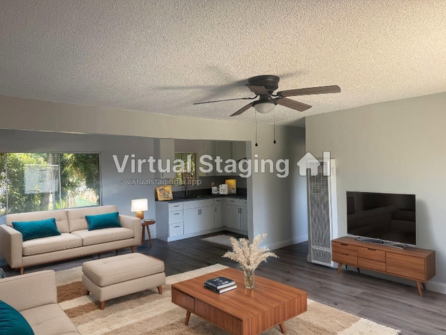 Photo - 1431 W 104th St Apartment Unit 10