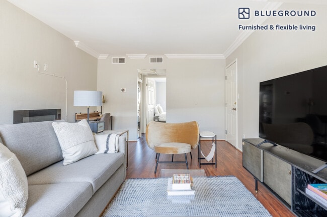 Photo - 13220 Riverside Dr Unit FL2-ID463