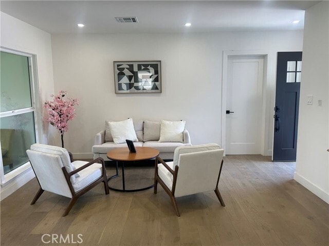 Photo - 16913 Covello St