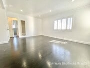 Photo - 1830 Cloverdale Ave Unit 4