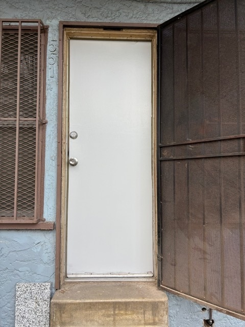 Photo - 549 W 45th St Unit 551